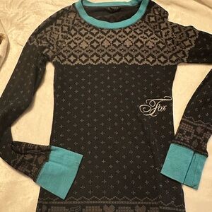 Fox Women's Black and Teal Geometric Long Sleeve Top